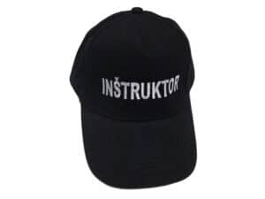 Šiltovka s nápisom INŠTRUKTOR